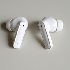 ワイヤレスイヤホンの画像