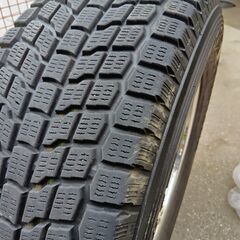 ランクルプラド用スタッドレスタイヤセットの画像