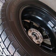 殆ど新品 195/65R15 超バリ溝 国産タイヤ スタッドレス 23年式 アルミホイール 国産 夏 冬 タイヤ トヨタ プリウス 5穴 54 アリオン エスクァイア オーリス カローラ アクシオ スポーツ フィールダー ルミオン クラウン セダン アイシス アルテッツ ウィッシュ オーパ オーリス ヴォクシー カルディナ カローラ アクシオ クラウン クラウン エステート クラウン セダン クレスタ チェイサー ノア ビスタ ブレビス PHV プリウス プレミオ プログレ マークII WiLL VSの画像