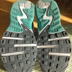 Nike Air Max ホワイト/グリーン　スニーカーの画像