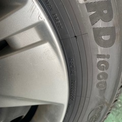 165/70R14 スタッドレスタイヤの画像