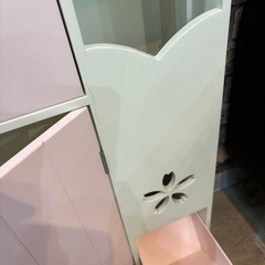 とっても可愛いトイレ収納棚をお安くお譲りいたします。の画像