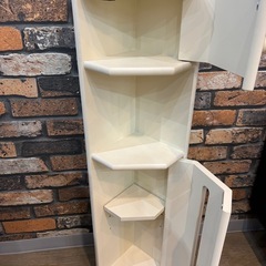 とっても可愛いトイレ収納棚をお安くお譲りいたします。の画像