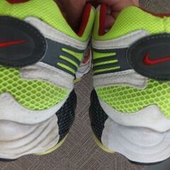 NIKE ナイキ　ズームエア　白　27㎝の画像