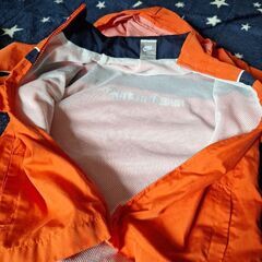 ナイキウインドブレーカーの画像