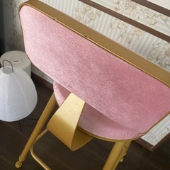 カウンターチェア 脚長 ゴールド　ピンクベルベットの画像