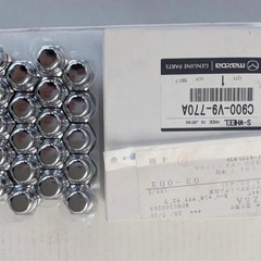 新品未使用　マツダ3 純正ホイールの画像