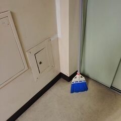 【目黒駅】【月約2万円】【週2日×2時間(時間帯指定なし)】ビル清掃/未経験者可～日払い可(目黒1)の画像