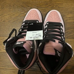 Nike SB Dunk High ピンク/ブラックの画像