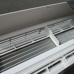 ☆シャープ SHARP AY-R22N-W 冷暖房ルームエアコン プラズマクラスター搭載◆365日、空気の質の違いを実感の画像