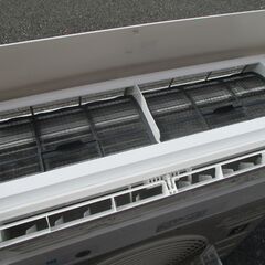 ☆シャープ SHARP AY-R22N-W 冷暖房ルームエアコン プラズマクラスター搭載◆365日、空気の質の違いを実感の画像