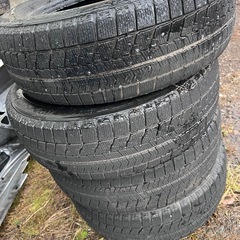 【冬タイヤ4本セット】BRIDGESTONE BLIZZAK VRX 185/65R15 冬タイヤ 中古　スタッドレス4本セットの画像