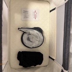 ベビーベッドの画像