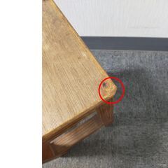 △ 木製角椅子 木製の四角いスツール 椅子  イス スツール 花台 植物台 キズ、破損ありの画像