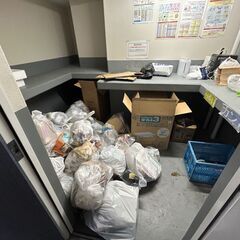 【茅場町駅】【月約2.5万円】【週4日×朝1時間】マンション清掃/未経験者可～日払い可(茅場町1)の画像