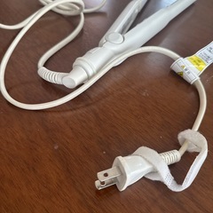 廃棄予定　ストレートアイロン　SALONIAの画像