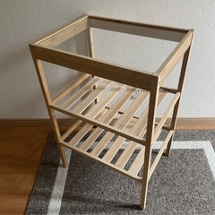 IKEA NESNA サイドテーブル 3段 竹 の画像