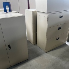 中古事務用品5500円からの画像