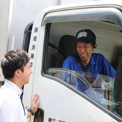 企画営業職（飛び込み・テレアポなし／昇給・賞与あり／福利厚生・手当充実／年間休日120日以上）の画像