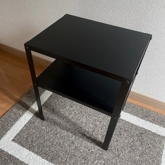IKEA KNARREVIK サイドテーブル 2段の画像