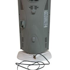 T6007 SKjapan エスケイジャパン 電気スト―ブ カーボンヒーター SKJ-F99CR ホワイト 2010年製 欠品あり 動作確認済み 中古現状渡しの画像