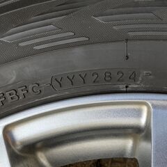 スタッドレス24年製　225/60R17　YOKOHAMA　iceGUARD G075  4本 ホイール付きの画像