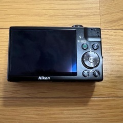 Nikon COOLPIX デジタルカメラ 本体の画像