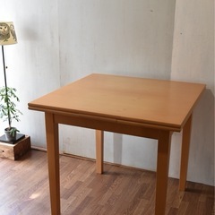 エクステンションテーブルの画像