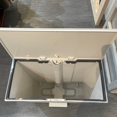 【横型ゴミ箱】【45L】クリーニング済み【管理番号1113】野の画像