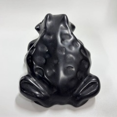 蛙の置物の画像