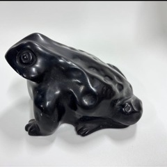 蛙の置物の画像
