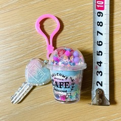 ハンドメイド　キーホルダー　カフェ　ドリンク　ビーズ　キラキラの画像