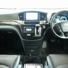 ✨自社ローン✨カッコイイ見た目に漂う高級感😎人気の7人乗りバン入庫👍の画像