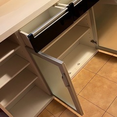 バーカウンター 兼 食器棚 対面　ニトリ　の画像