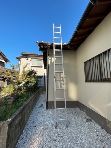 伸縮性アルミハシゴ