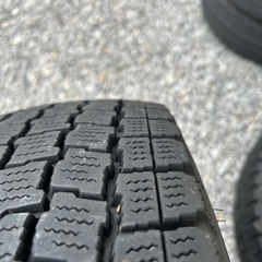 ハイエース　195/80R15 スタッドレスセットの画像