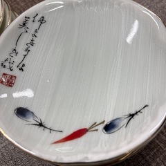 茄子と人参のお皿
の画像