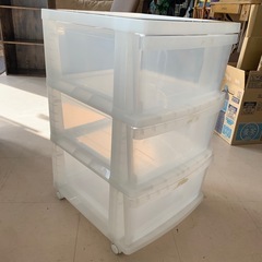 美原店 キャスター付き プラスチックケース　収納ケースの画像