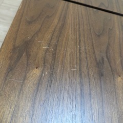 ニトリ昇降式テーブルの画像