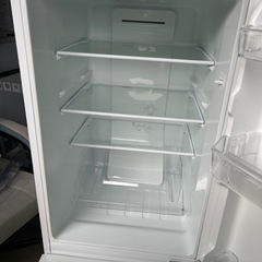 2023年製 ヤマダセレクトのノンフロン冷凍冷蔵庫「YRZ-F15J」の画像