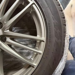雪タイヤ
の画像
