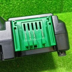 ハイコーキ(HIKOKI UC18YDML 2ポート急速充電器【船橋馬込店】【店頭取引限定】【未使用】管理番号：ITCP0A2XJYHEの画像