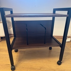 【美品】キャスター付き 木製ラック      
の画像