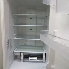 HITACHI　3ドア冷蔵庫　自動製氷　真空チルド　ガラスドア　315L　R-S32JVの画像