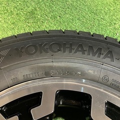 タイヤ　キャラバンの画像