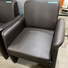 ⭐️土日元気に営業中‼️⭐️ 1人掛けソファ　1点¥1800 2点纏めてお買い得¥3000の画像