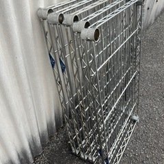 スチールラックの画像