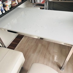 IKEAテーブル135＊85の画像