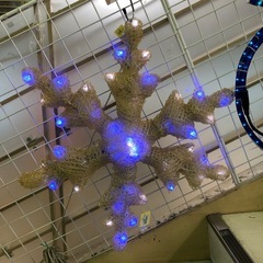 【ドリーム川西店限定】☆ジモティー見たよ割引☆ 結晶イルミネーション クリスマス 電飾 【2006697255606796】の画像