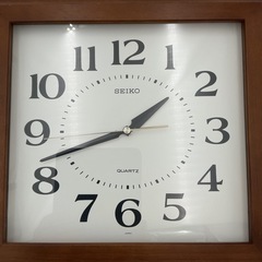 SEIKO QUARTZ セイコー壁掛け時計の画像